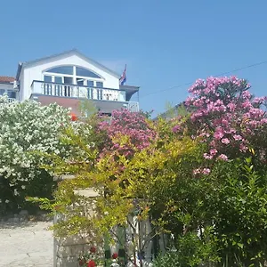 Apartment Oleander In, Pakoštane